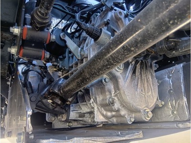 三菱ふそうファイターコンテナ専用車中型（4t）[写真13]