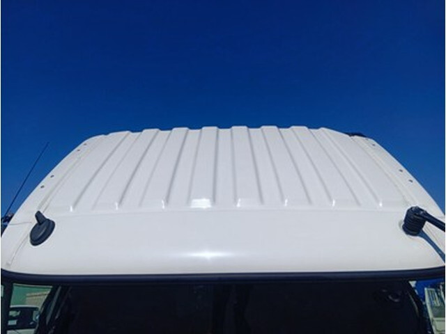 三菱ふそうファイターコンテナ専用車中型（4t）[写真14]