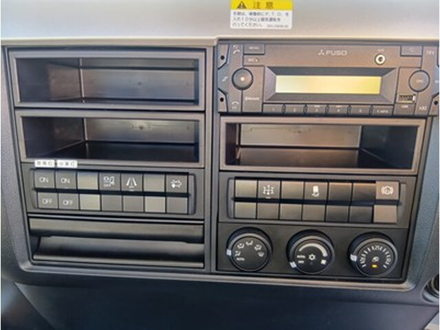 三菱ふそうファイターコンテナ専用車中型（4t）[写真25]