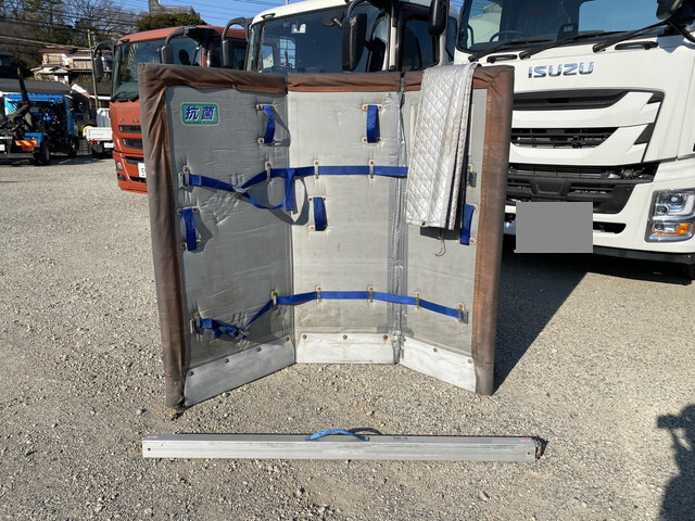 三菱ふそうキャンター冷凍車（冷蔵車）小型（2t・3t）[写真12]