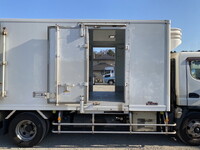 三菱ふそうキャンター冷凍車（冷蔵車）小型（2t・3t）[写真15]