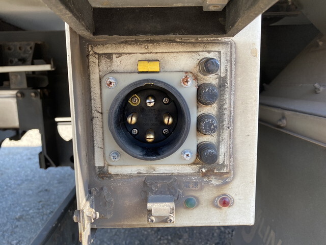 三菱ふそうキャンター冷凍車（冷蔵車）小型（2t・3t）[写真20]