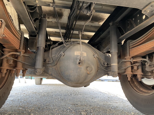 三菱ふそうキャンター冷凍車（冷蔵車）小型（2t・3t）[写真24]