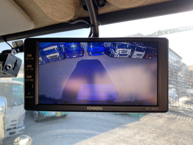 三菱ふそうキャンター冷凍車（冷蔵車）小型（2t・3t）[写真30]