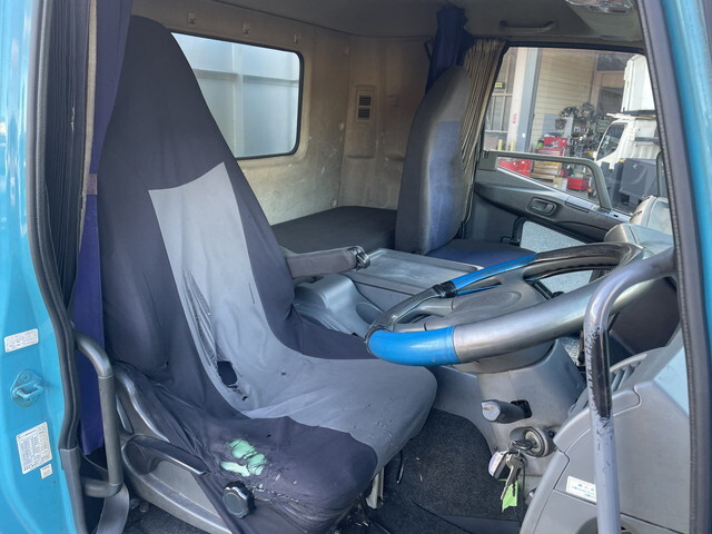 三菱ふそうファイターアルミブロック増トン（6t・8t）[写真30]