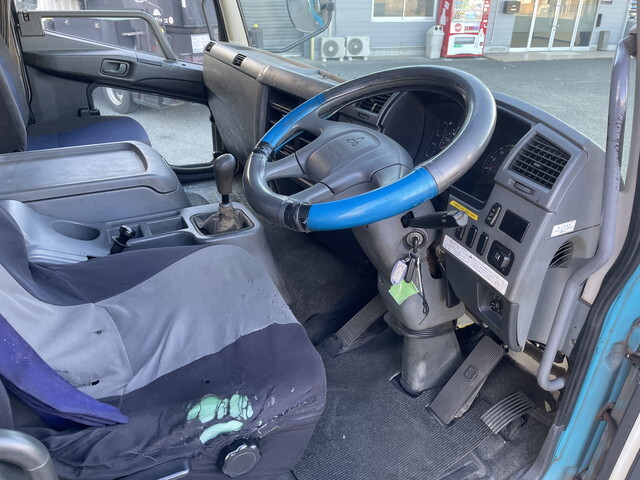 三菱ふそうファイターアルミブロック増トン（6t・8t）[写真32]