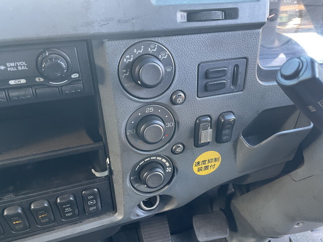 三菱ふそうファイターアルミブロック増トン（6t・8t）[写真36]