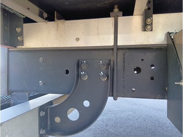 三菱ふそうファイター冷凍車（冷蔵車）中型（4t）[写真11]