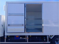 三菱ふそうファイター冷凍車（冷蔵車）中型（4t）[写真10]