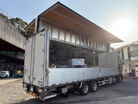 いすゞギガアルミウイング大型（10t）[写真02]