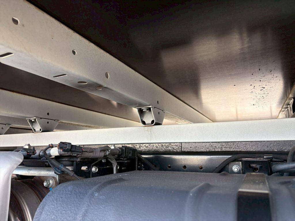 日野デュトロ平ボディ小型（2t・3t）[写真15]