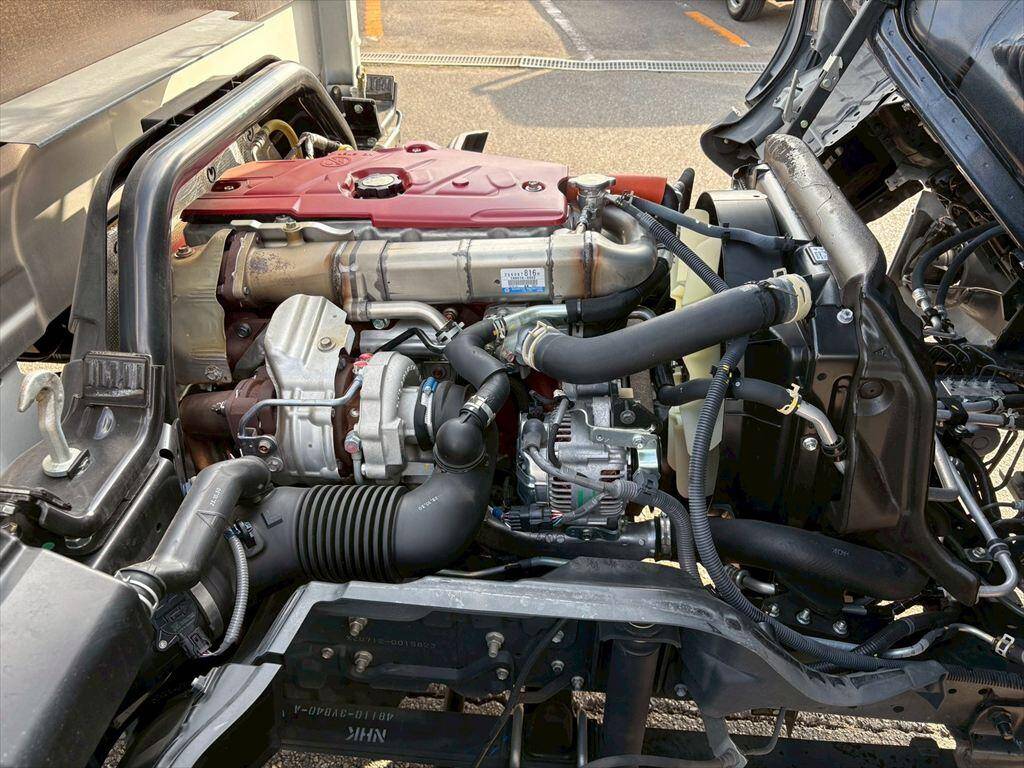 日野デュトロ平ボディ小型（2t・3t）[写真17]