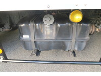 いすゞエルフアルミバン小型（2t・3t）[写真17]