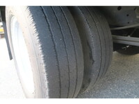 いすゞエルフアルミバン小型（2t・3t）[写真19]