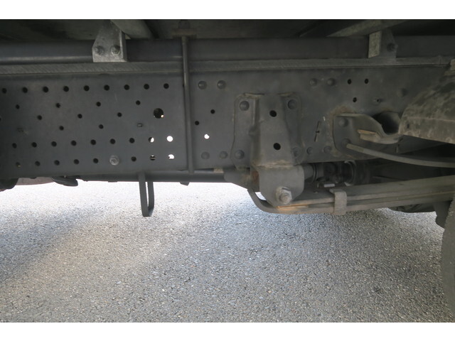 いすゞエルフアルミバン小型（2t・3t）[写真21]