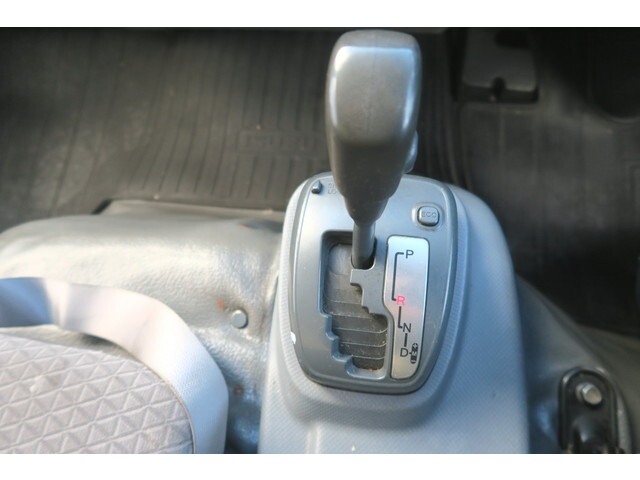 いすゞエルフアルミバン小型（2t・3t）[写真36]