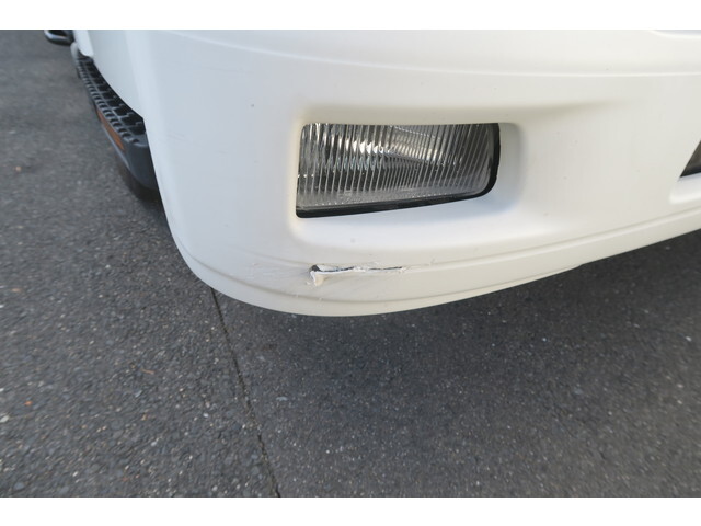 いすゞエルフアルミバン小型（2t・3t）[写真40]