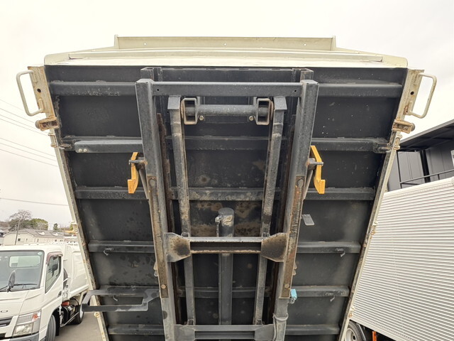 日野デュトロローダーダンプ小型（2t・3t）[写真14]