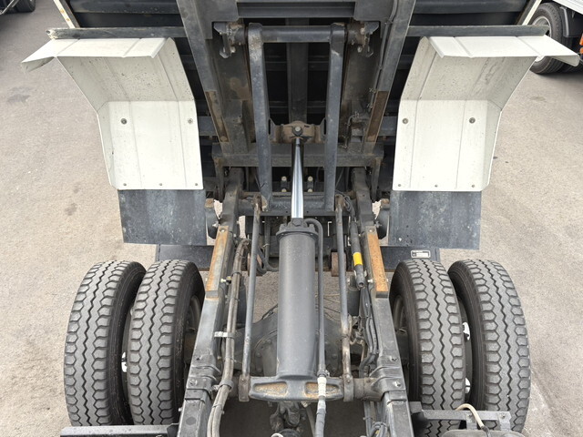 日野デュトロローダーダンプ小型（2t・3t）[写真15]