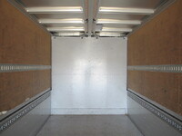 UDトラックスクオンアルミウイング大型（10t）[写真15]