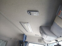 UDトラックスクオンアルミウイング大型（10t）[写真27]