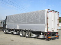 UDトラックスクオンアルミウイング大型（10t）[写真02]