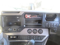 UDトラックスクオンアルミウイング大型（10t）[写真32]