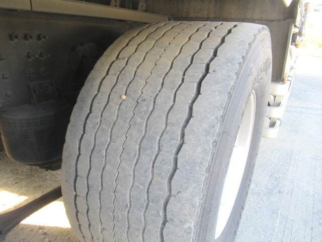 UDトラックスクオンアルミウイング大型（10t）[写真40]