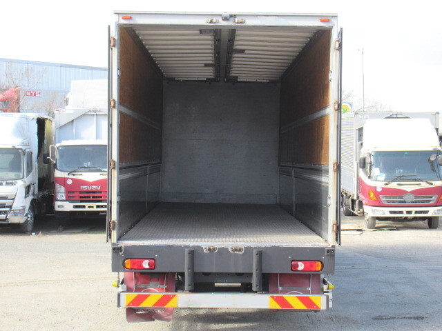 UDトラックスクオンアルミウイング大型（10t）[写真08]