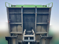 いすゞギガダンプ大型（10t）[写真12]