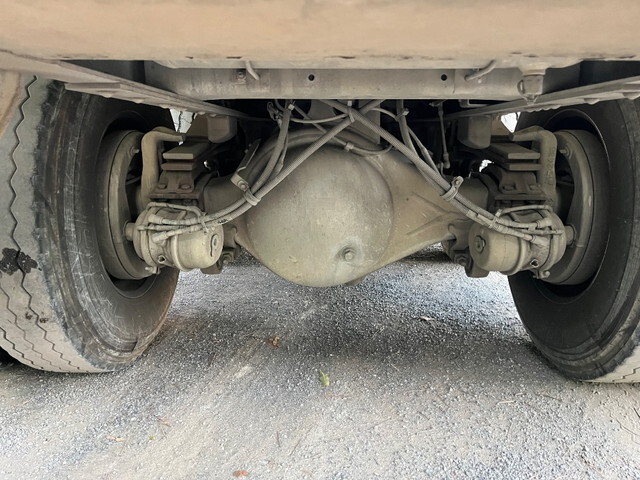 いすゞギガダンプ大型（10t）[写真27]