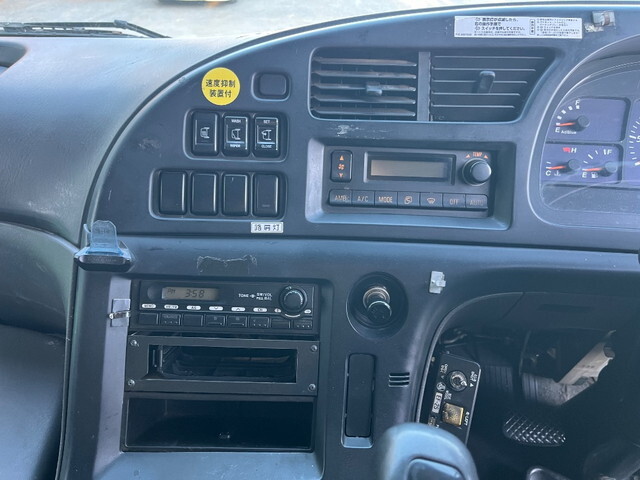 いすゞギガダンプ大型（10t）[写真35]