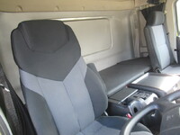 日野プロフィアアルミウイング大型（10t）[写真25]