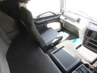 日野プロフィアアルミウイング大型（10t）[写真27]