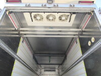 三菱ふそうスーパーグレート冷凍車（冷蔵車）大型（10t）[写真12]