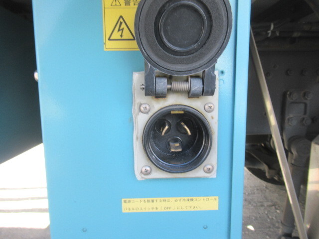 三菱ふそうスーパーグレート冷凍車（冷蔵車）大型（10t）[写真17]