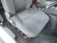 いすゞフォワードアルミブロック中型（4t）[写真24]