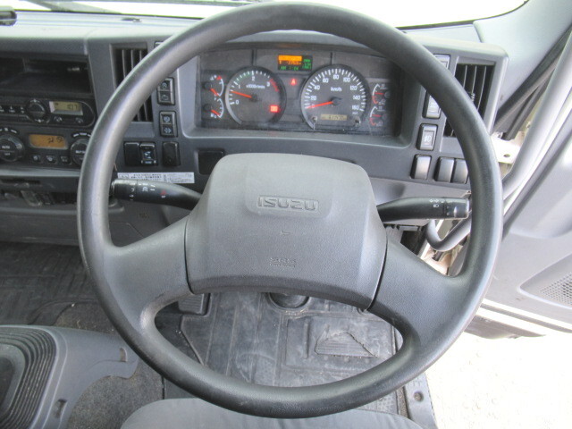 いすゞフォワードアルミブロック中型（4t）[写真28]