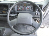 いすゞフォワードアルミブロック中型（4t）[写真29]