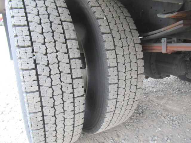 いすゞフォワードアルミブロック中型（4t）[写真38]