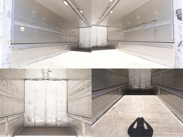 三菱ふそうスーパーグレートアルミウイング大型（10t）[写真15]