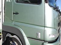 三菱ふそうスーパーグレートアルミウイング大型（10t）[写真06]