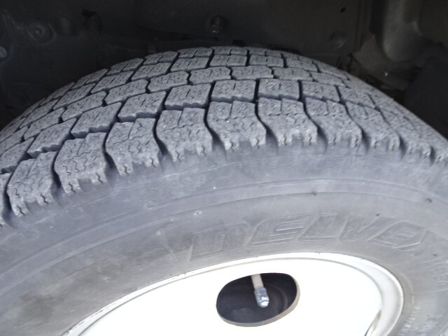 日野デュトロ平ボディ小型（2t・3t）[写真12]