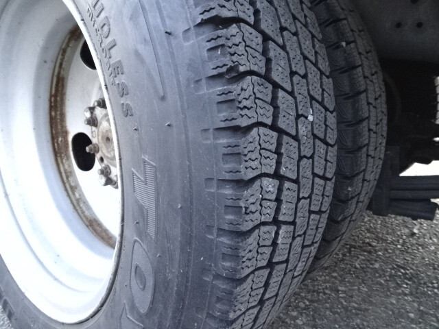 日野デュトロ平ボディ小型（2t・3t）[写真13]