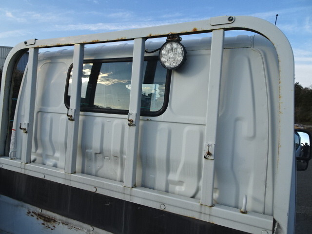 日野デュトロ平ボディ小型（2t・3t）[写真14]