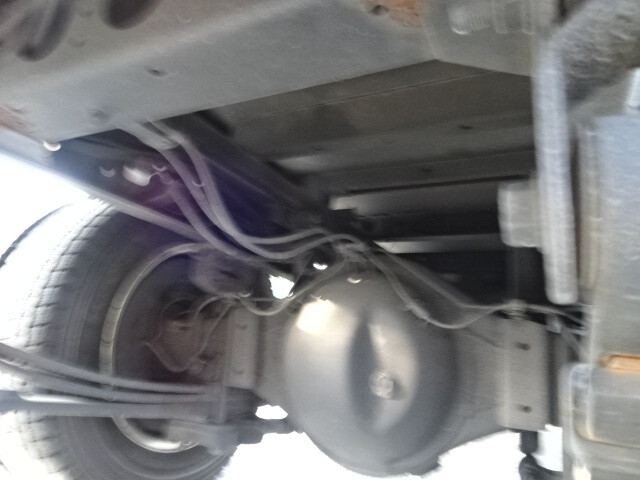 日野デュトロ平ボディ小型（2t・3t）[写真23]