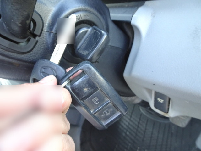 日野デュトロ平ボディ小型（2t・3t）[写真30]