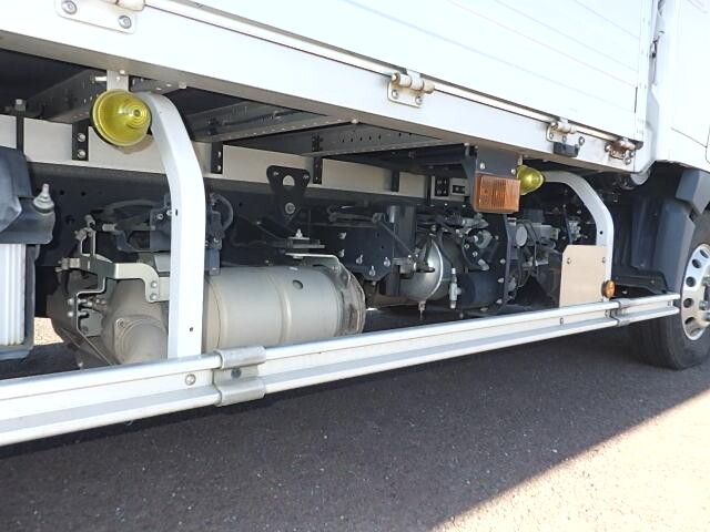 日野レンジャーアルミウイング中型（4t）[写真16]