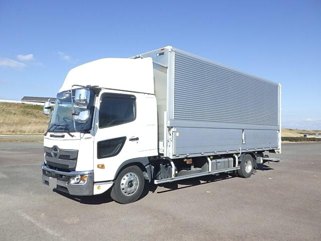 日野レンジャーアルミウイング中型（4t）[写真03]