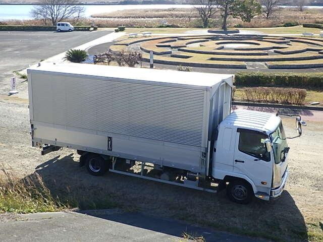 三菱ふそうファイターアルミウイング中型（4t）[写真20]